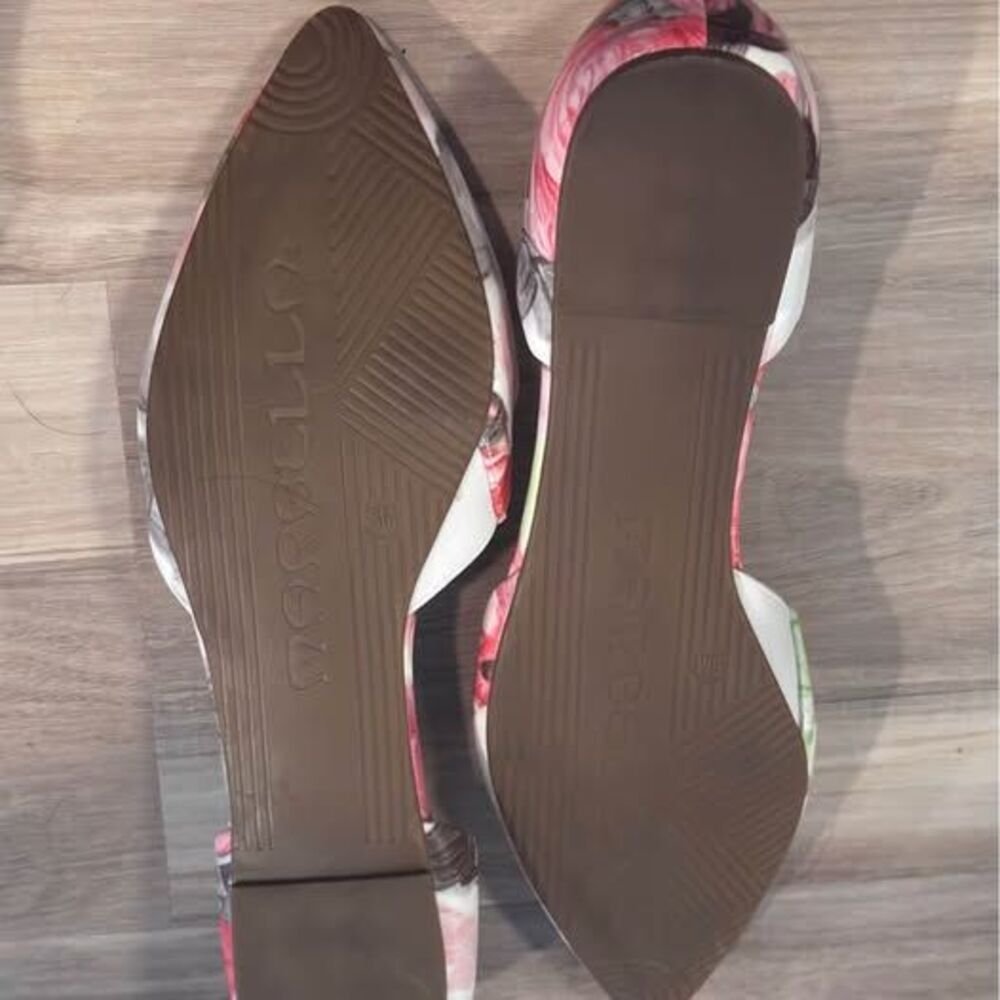 flats - Picture 3 of 3